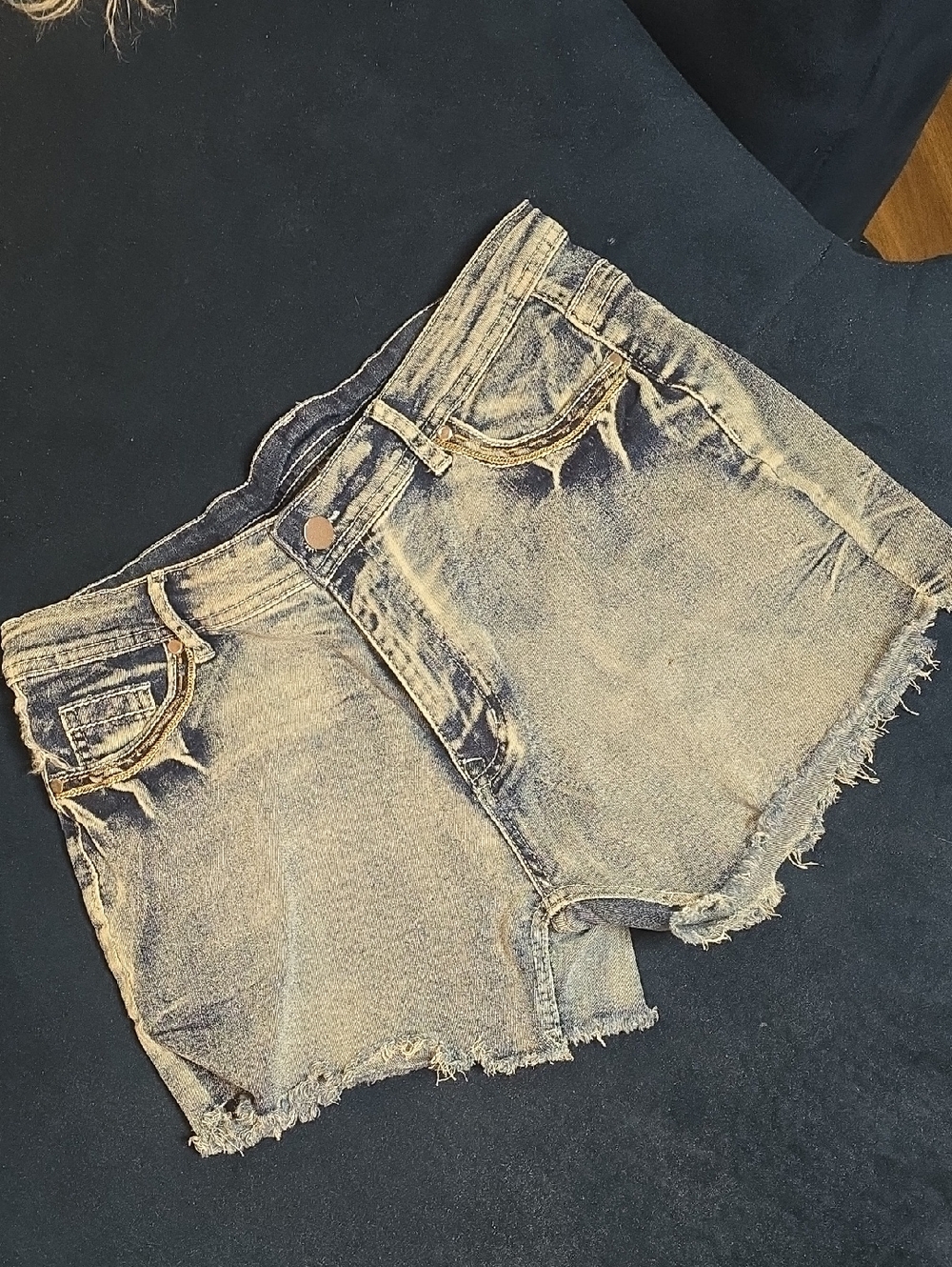 Denim Frayed Hem High-Rise Shorts - Beige Wash